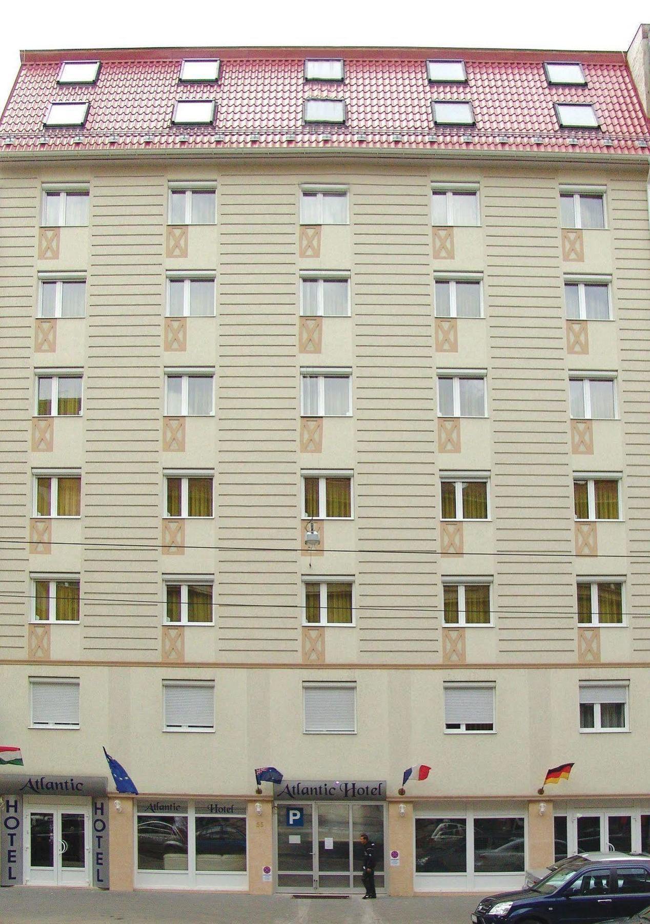 Atlantic Hotel Budapeste Exterior foto